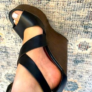 Chinese Laundry wedges